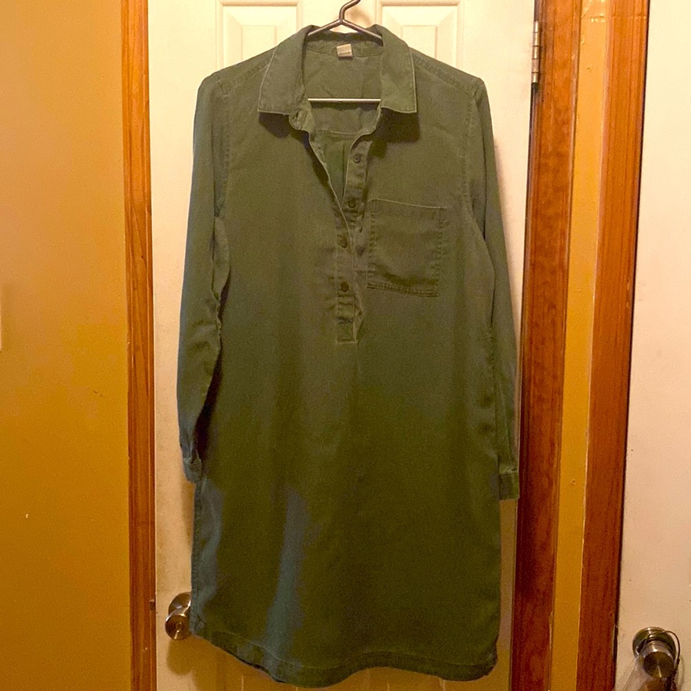 New… Army green denim look dress in medium. Dress up or down longsleeve